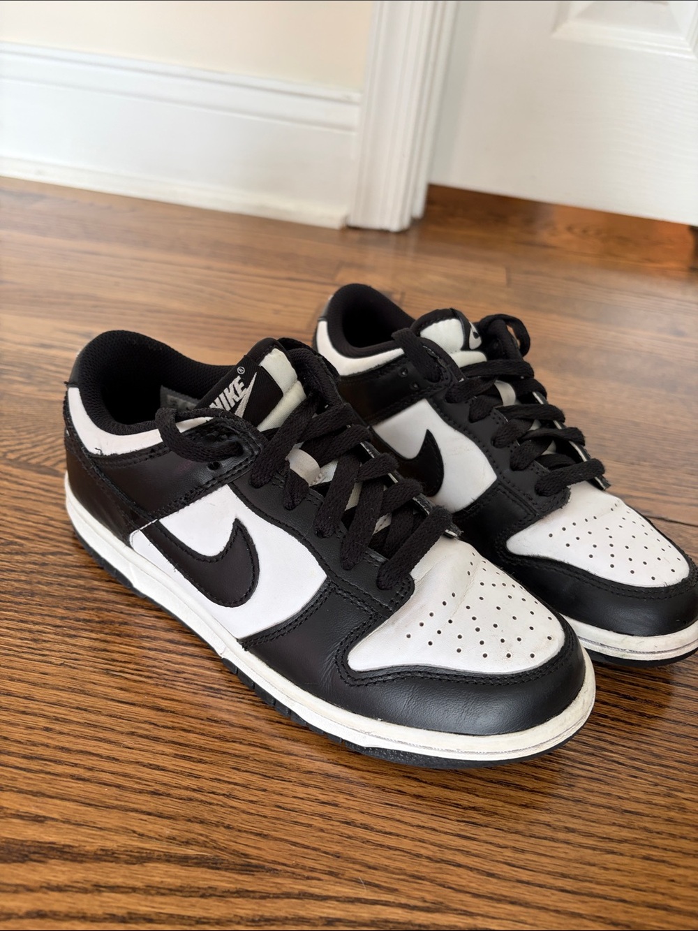 Nike Dunk Panda Kids Low Top Leather Sneakers 4Y Basketball Shoes Youth